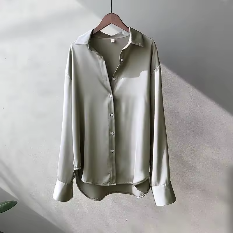 Women’s Blouse with Collared Neckline and Button Front