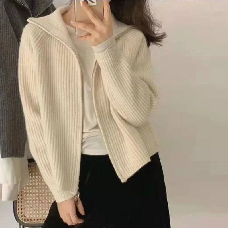 Women’s Cardigan with Fold-Over Collar and Zip Front