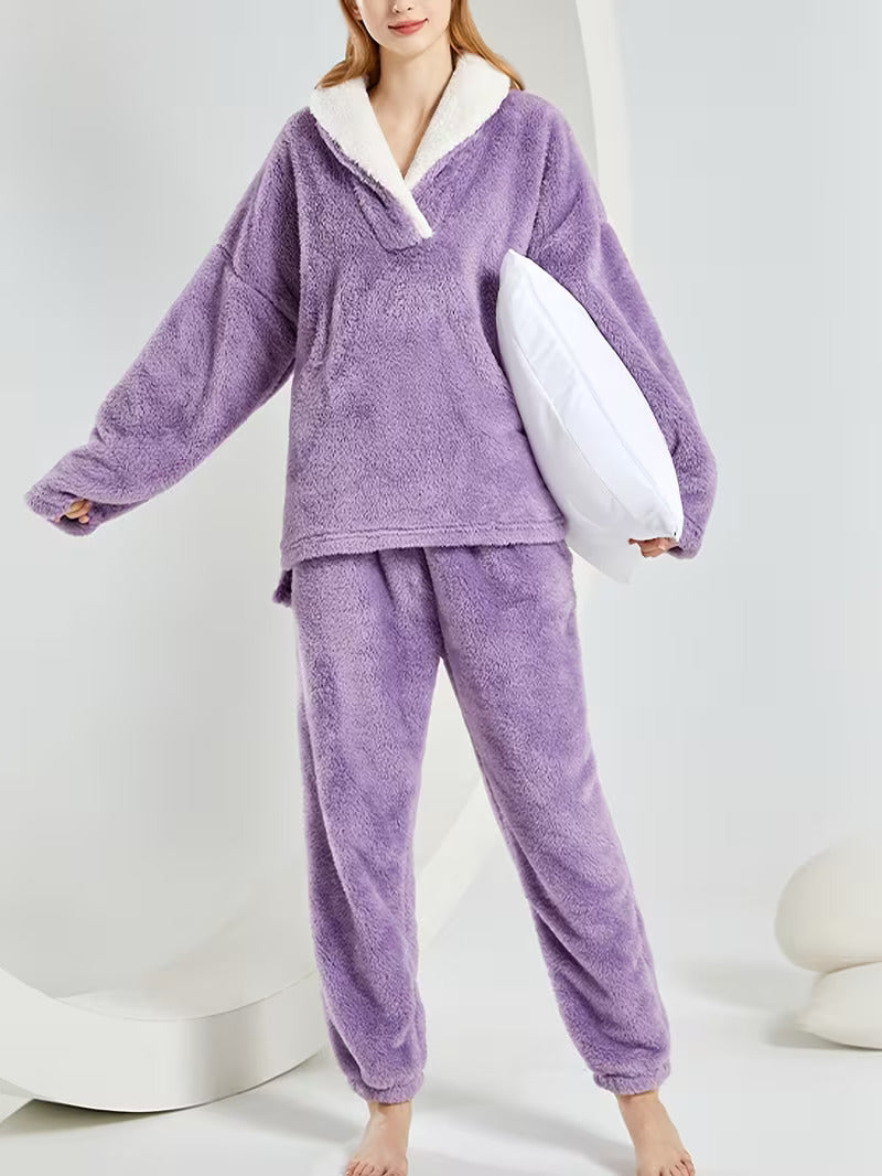 Women’s Fleece Loungewear Set with Contrast Shawl Collar and Cuffed Pants