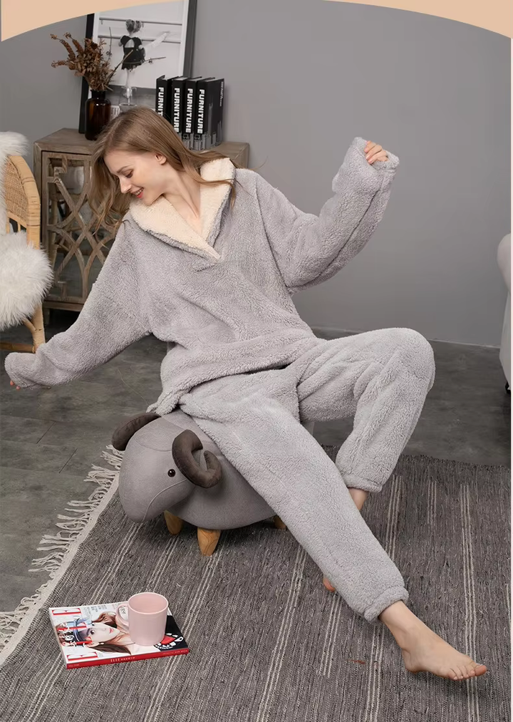 Women’s Fleece Loungewear Set with Contrast Shawl Collar and Cuffed Pants