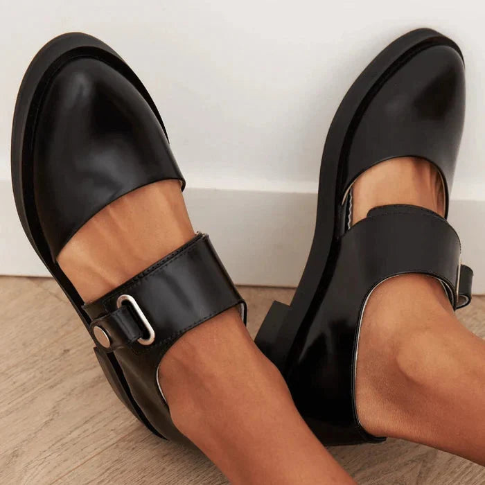 Women’s Mary Jane Shoes with Round Toe and Buckle Strap