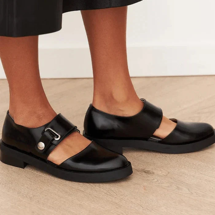 Women’s Mary Jane Shoes with Round Toe and Buckle Strap