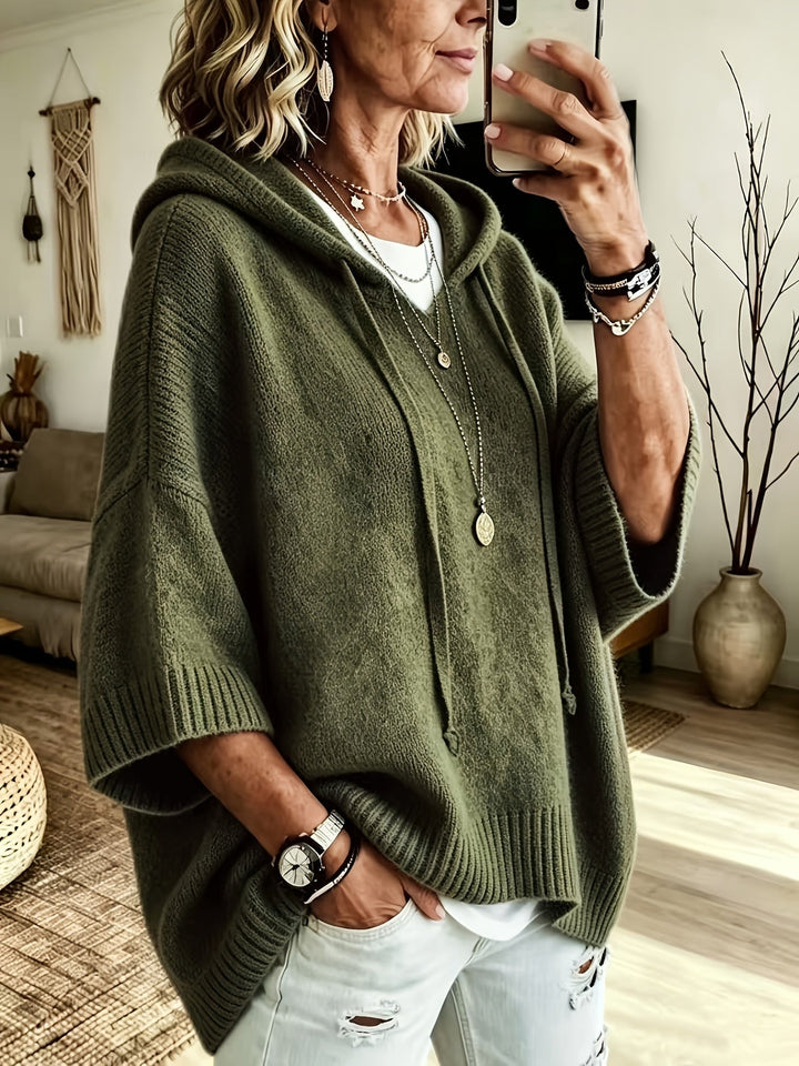 Women’s Oversized Hoodie with Drawstring Detail and Ribbed Trim