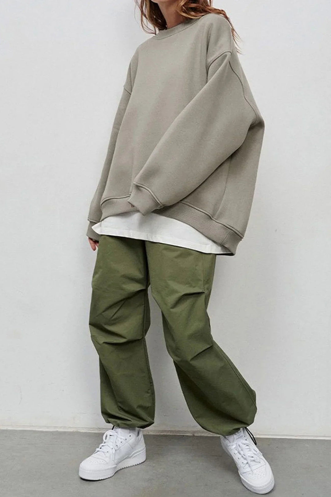 Women’s Oversized Jumper with Crew Neck and Dropped Shoulders