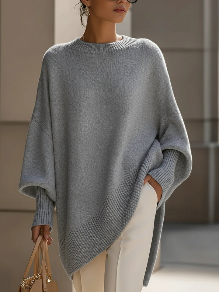 Women’s Oversized Jumper with Round Neckline and Long Ribbed Cuffs