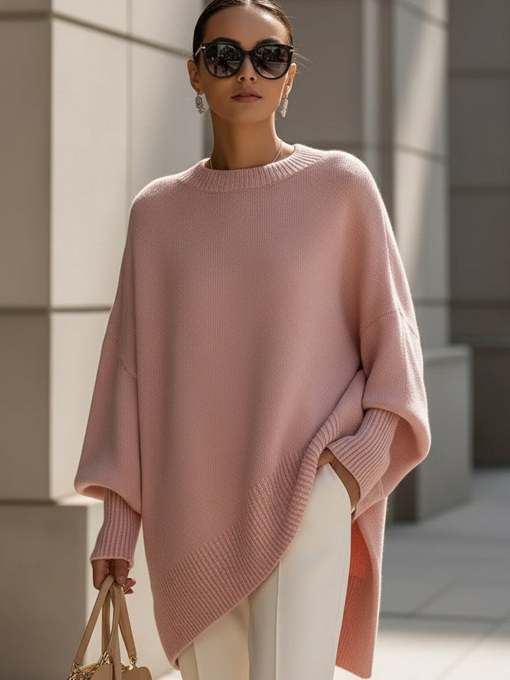 Women’s Oversized Jumper with Round Neckline and Long Ribbed Cuffs