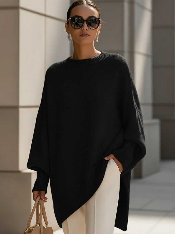 Women’s Oversized Jumper with Round Neckline and Long Ribbed Cuffs