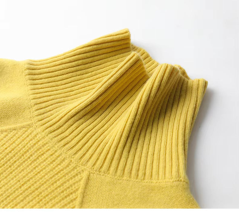 Women’s Turtleneck Jumper with Diamond Panel Detail and Ribbed Trim