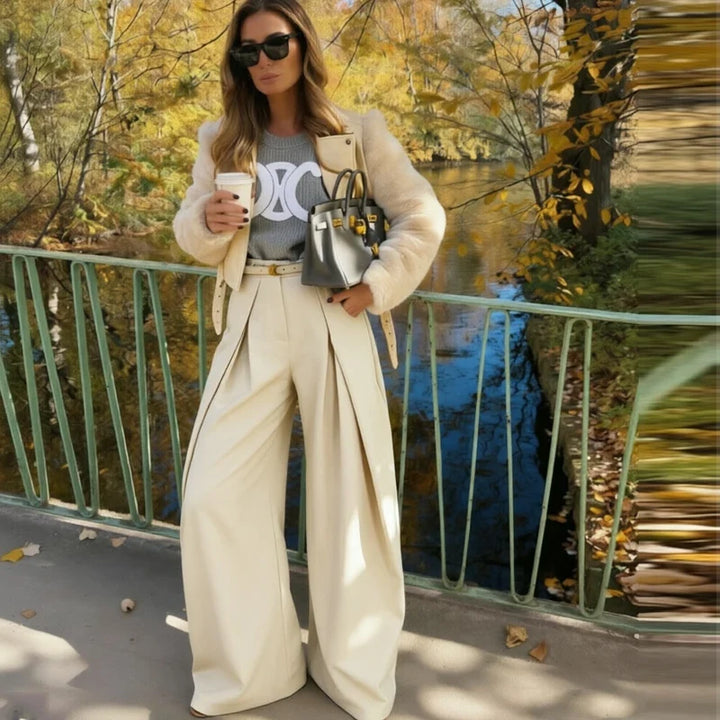 Women’s Wide-Leg Pants with High Waist and Pleated Front
