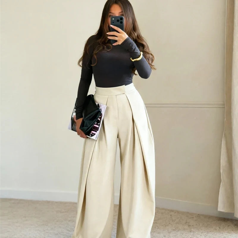 Women’s Wide-Leg Pants with High Waist and Pleated Front