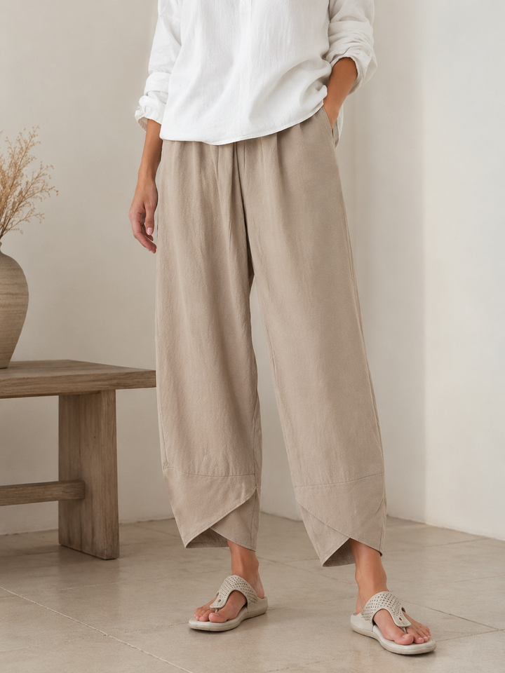 Women’s Wide-Leg Pants with Pleated Front and Tulip Hem